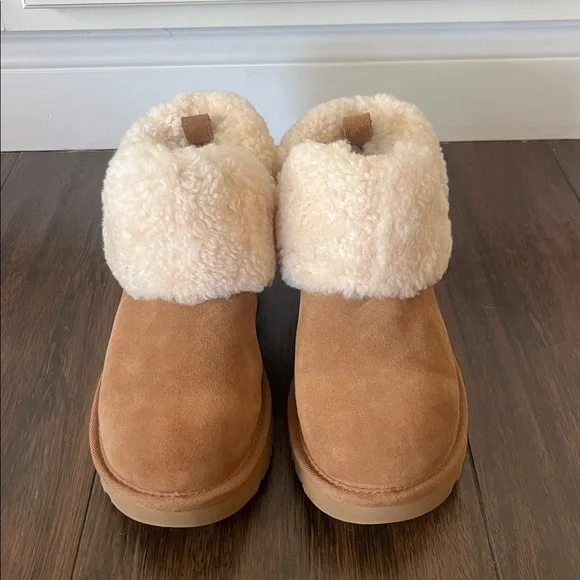 NWT Ugg Ultra Mini  Braided Boots - Picture 7 of 12